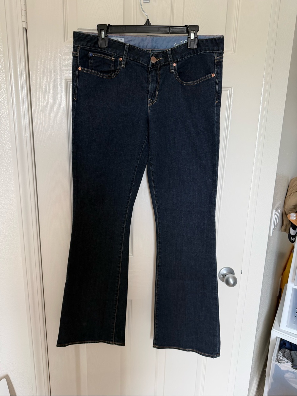 Gap Women’s Dark Wash Bootcut Jeans - curvy fit